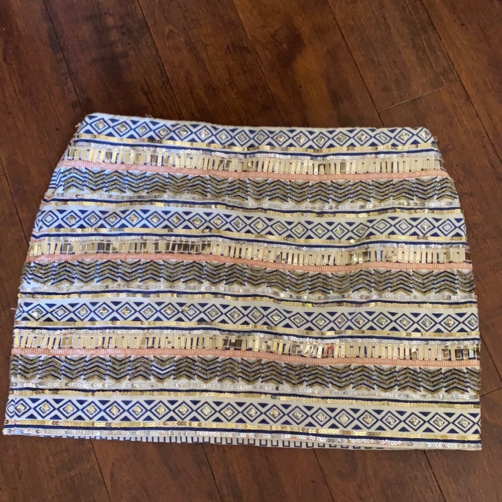 Excellent condition skirt from Canada size medium